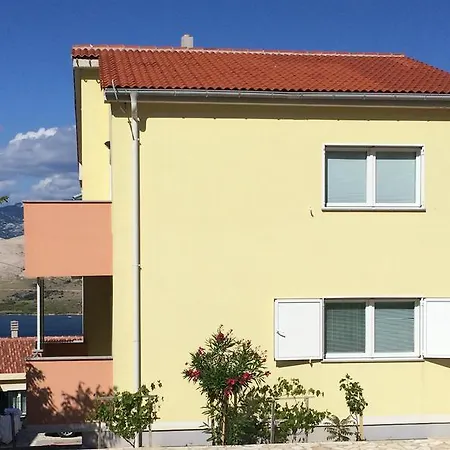 Family Pupic Apartment *